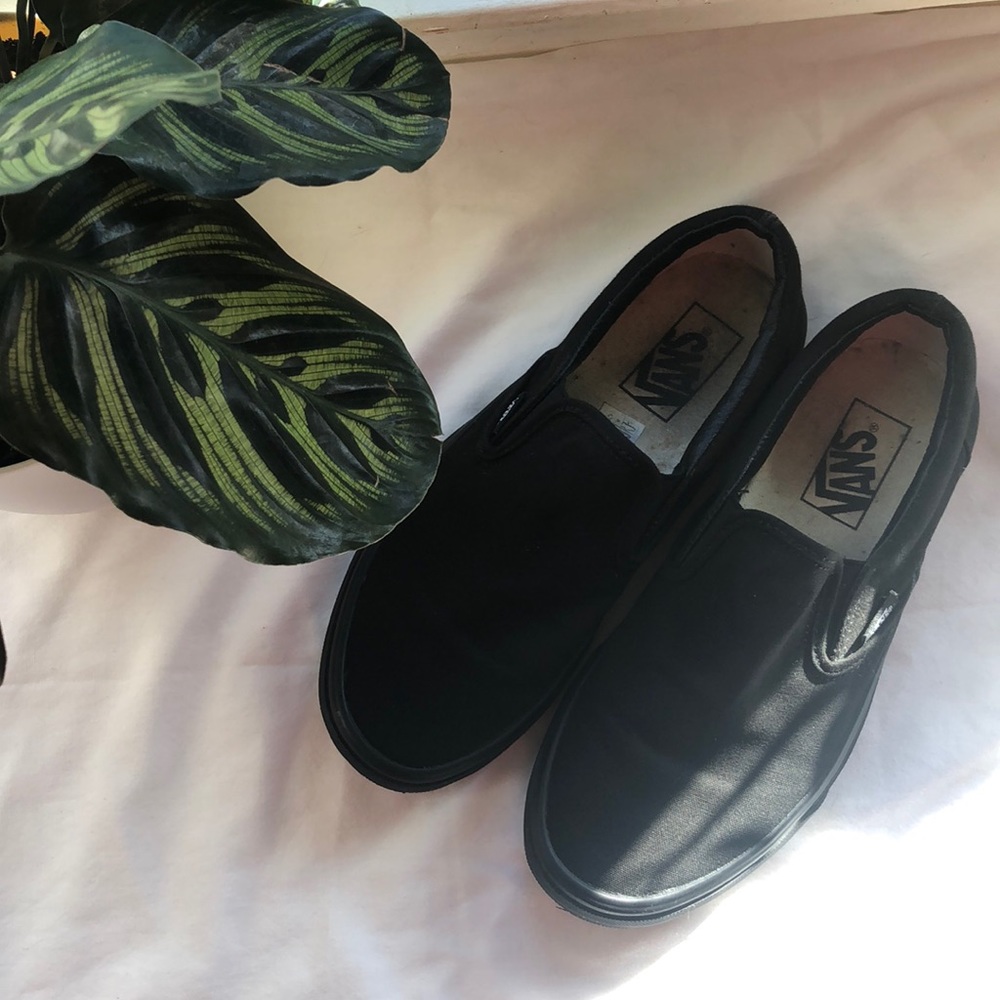Black slip on vans